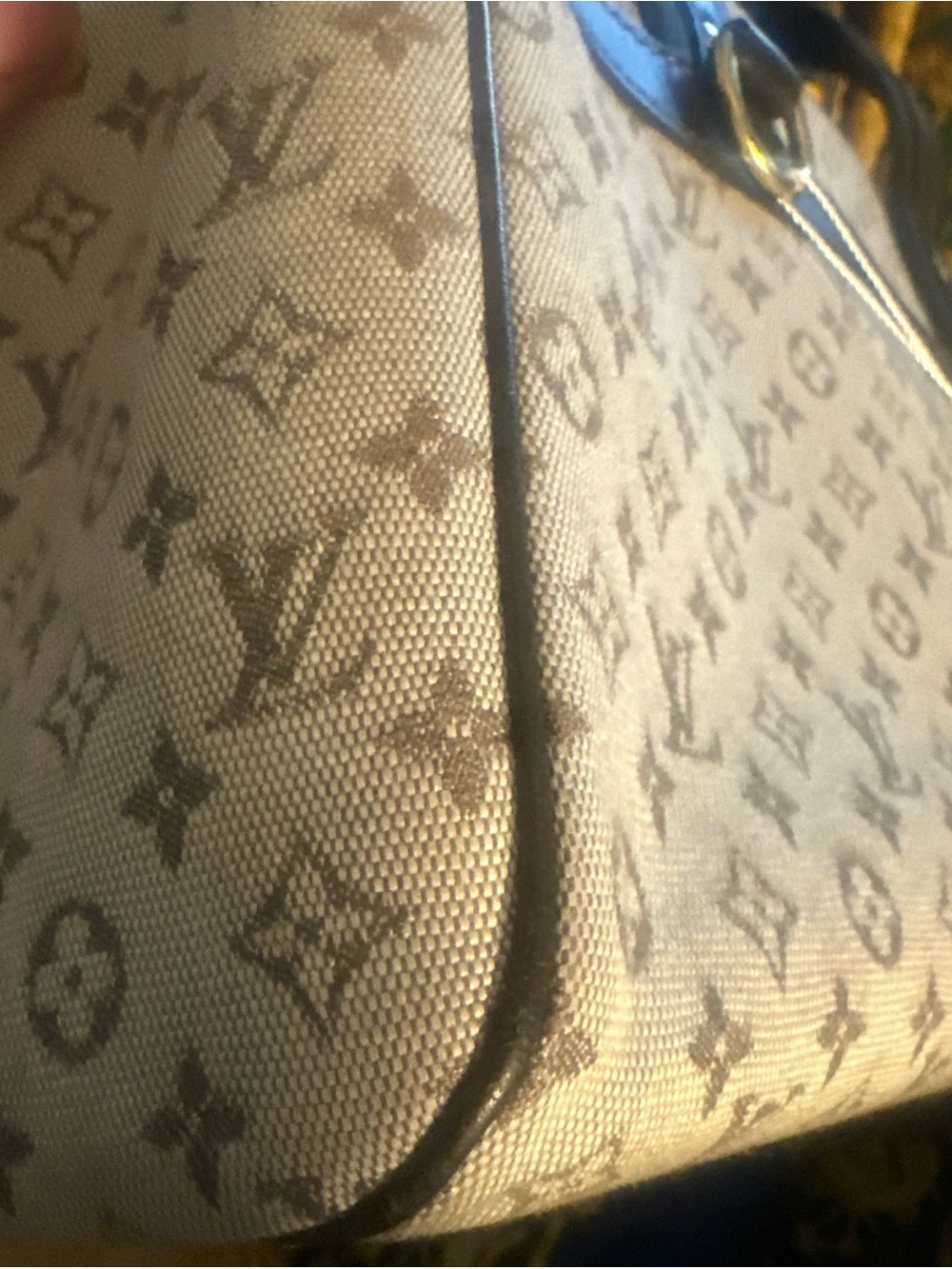 Louis Vuitton Beige Monogram Mini Lin
Josephine GM Boston bag EUC - Picture 5 of 16